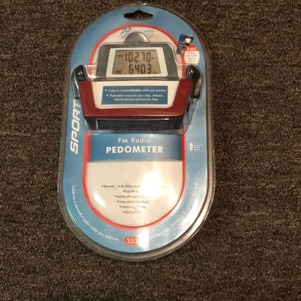 NEW Sportline Walking Advantage FM Radio Pedometer